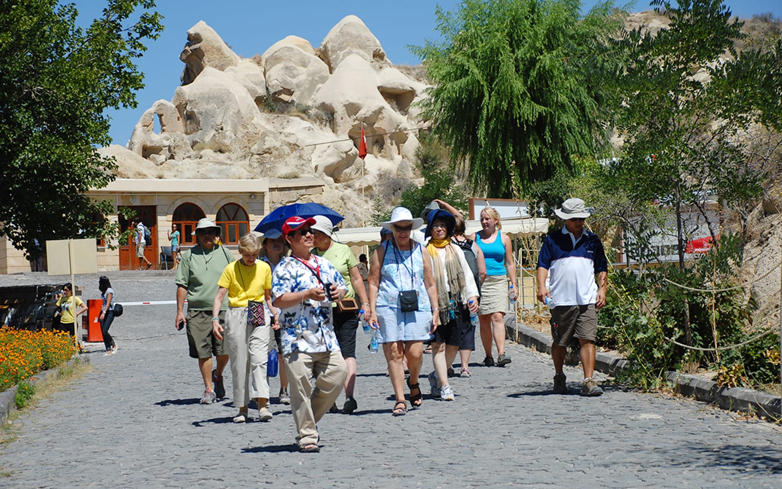 39a755c2-d029-4fb1-a8f6-99f9294bb36c-18382-cappadocia-cappadocia---private-full-day-go-reme-open-air-museum-with-underground-city-tour-01.jpg