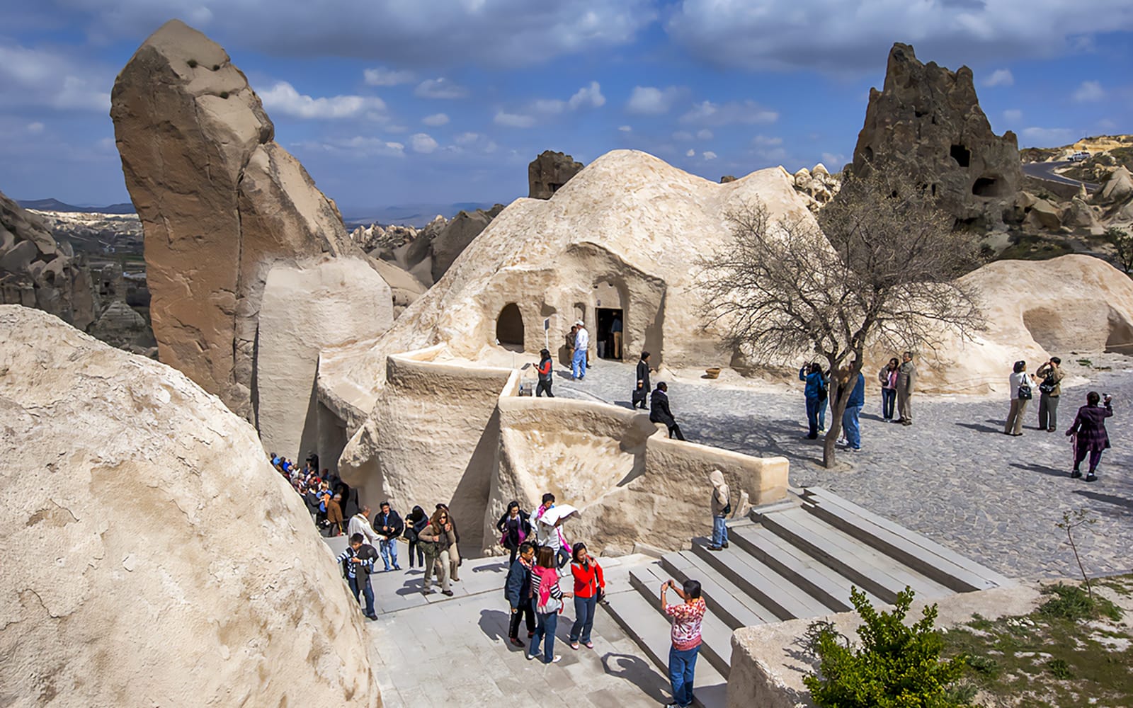 602f8c66-d62d-4f15-8e50-30016b3af18b-18382-cappadocia-cappadocia---private-full-day-go-reme-open-air-museum-with-underground-city-tour-02.jpg