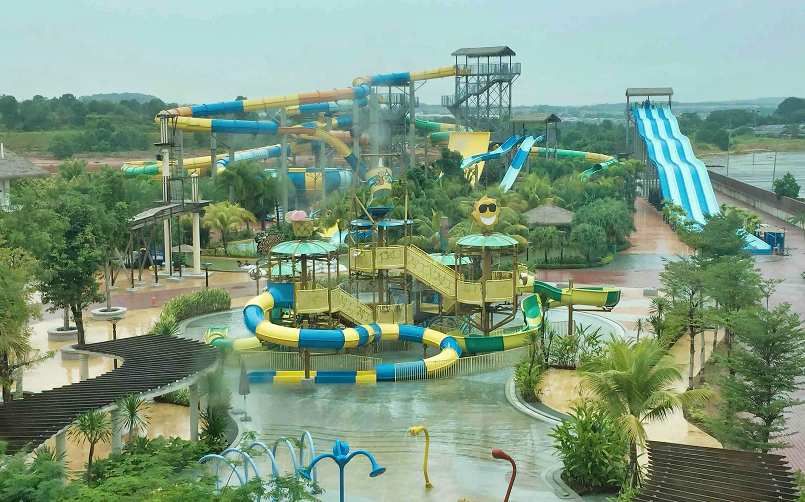812f1bcd-7369-4dfa-b77e-773f6d5e9856-12425-kuala-lumpur-austin-heights-water-and-adventure-park--04.jpg