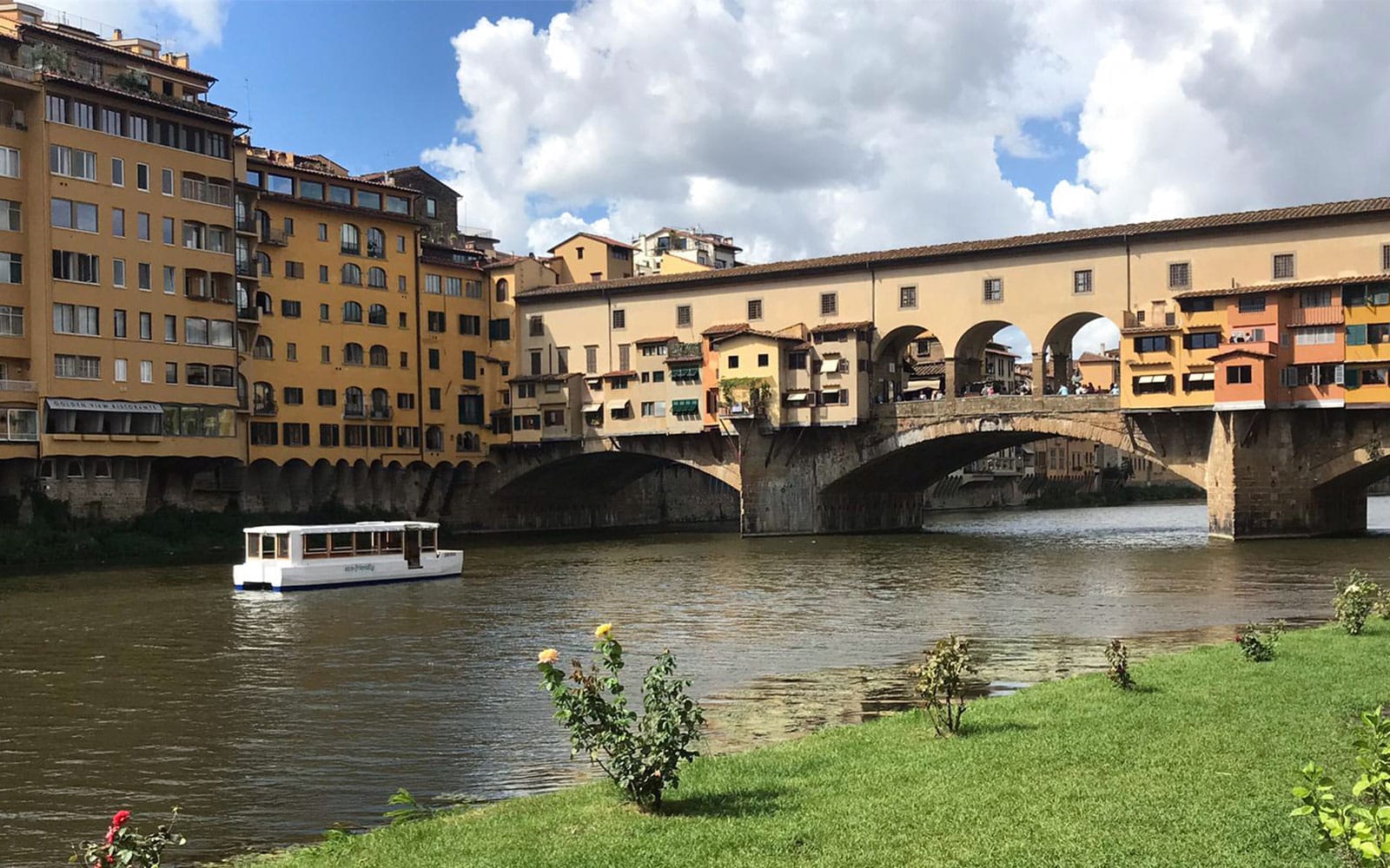60ea81c55a00c0024ba35727c9a3ed17-22138-florence--florence-by-land-and-water--walking-tour-and-arno-river-e-boat-cruise-02.jpg