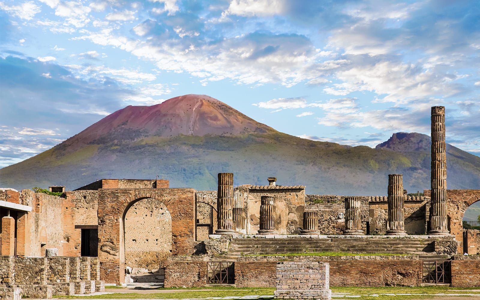 d44ead739961d22ba6e0006604795ed3-Pompeii.jpg