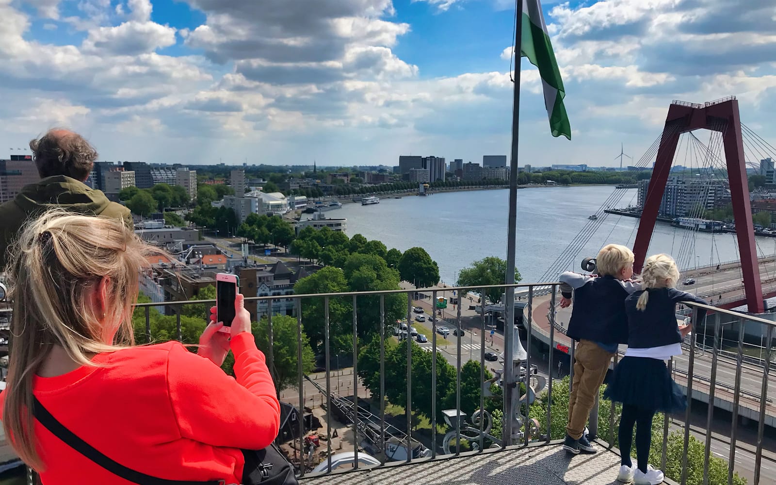 bc2e59dd-2db6-44d6-bb03-4addf1fa678b-14490-rotterdam-markthal-tour---rooftop-oldest-skyscraper-06.jpg