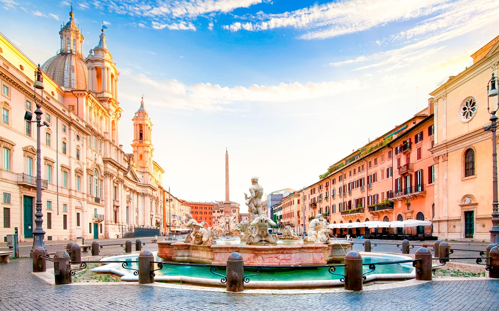 71c02ddd-5f41-4a26-8aa7-65cedbefba83-piazza-navona-tramonto-shutterstock-454937083-MOD-1650.jpg
