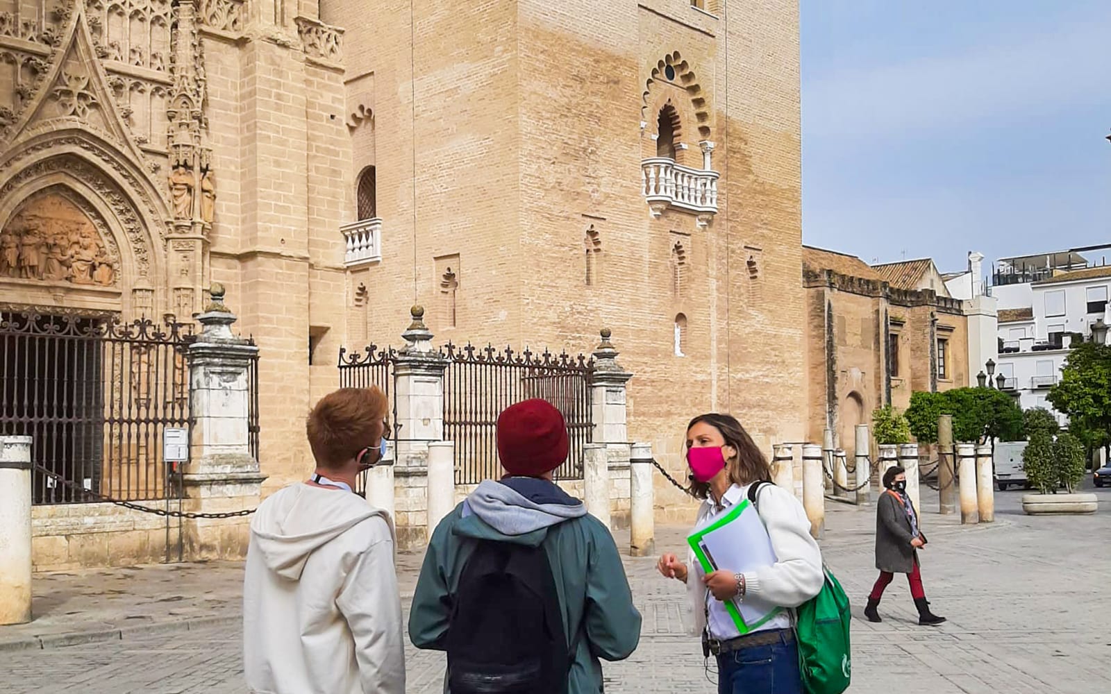 d75eb31d694d0f8f3727dc53de55022d-18299-seville-seville-monumental-walking-tour-03.jpeg