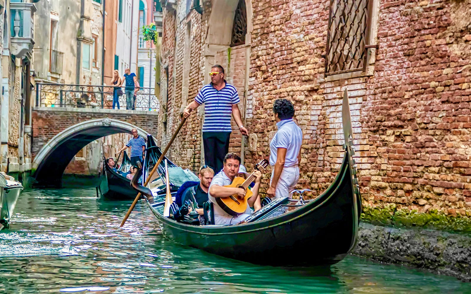2db4f041a572d27763c54ed6c5a3d8df-9747---Venice---Venice-Grand-Canal--Gondola-Ride-with-Serenade---12.jpg