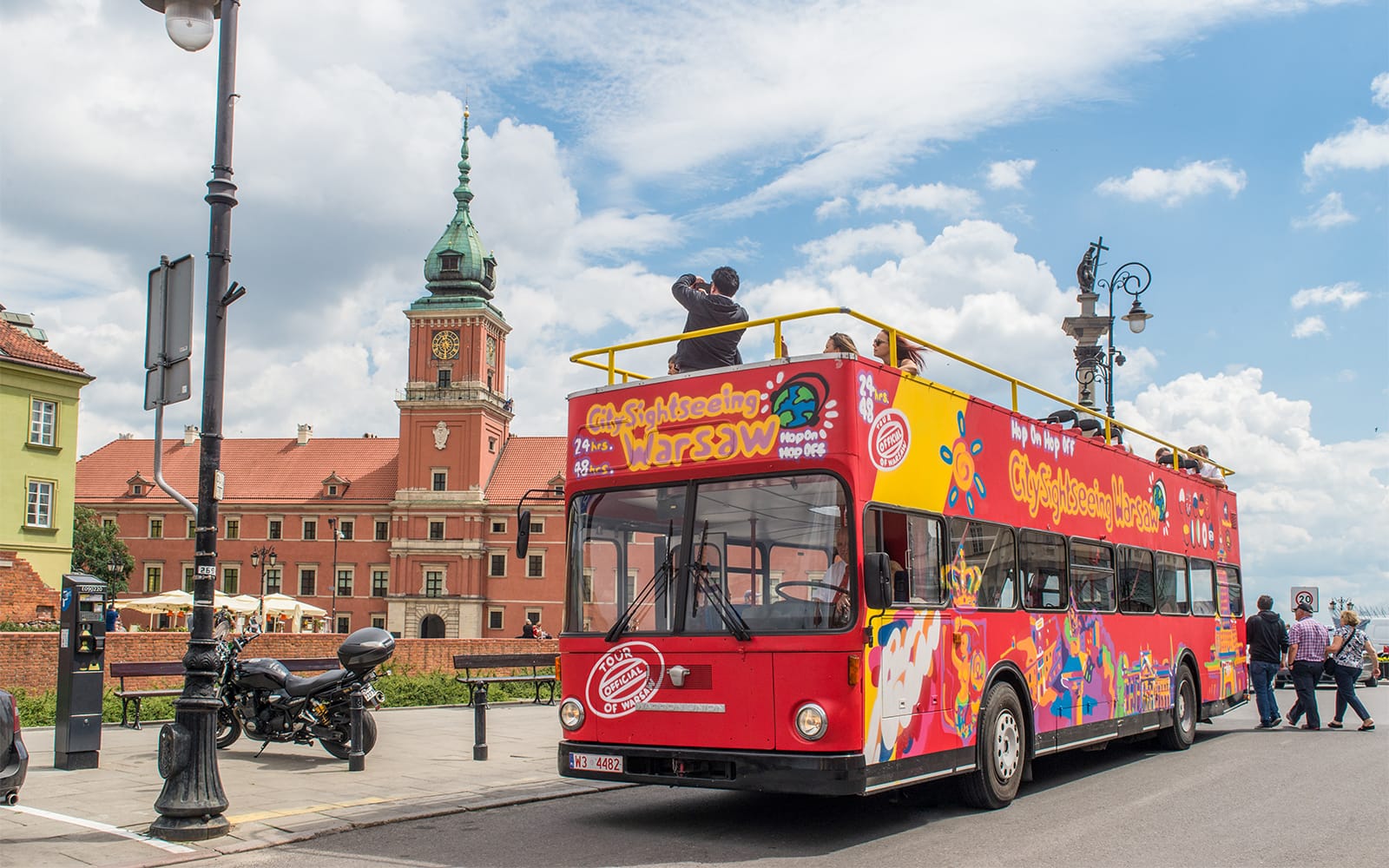 ca678eacf35fe8294476593e4ed9658f-19897-warsaw-city-sightseeing--warsaw-hop-on-hop-off-bus-tour-04.jpg