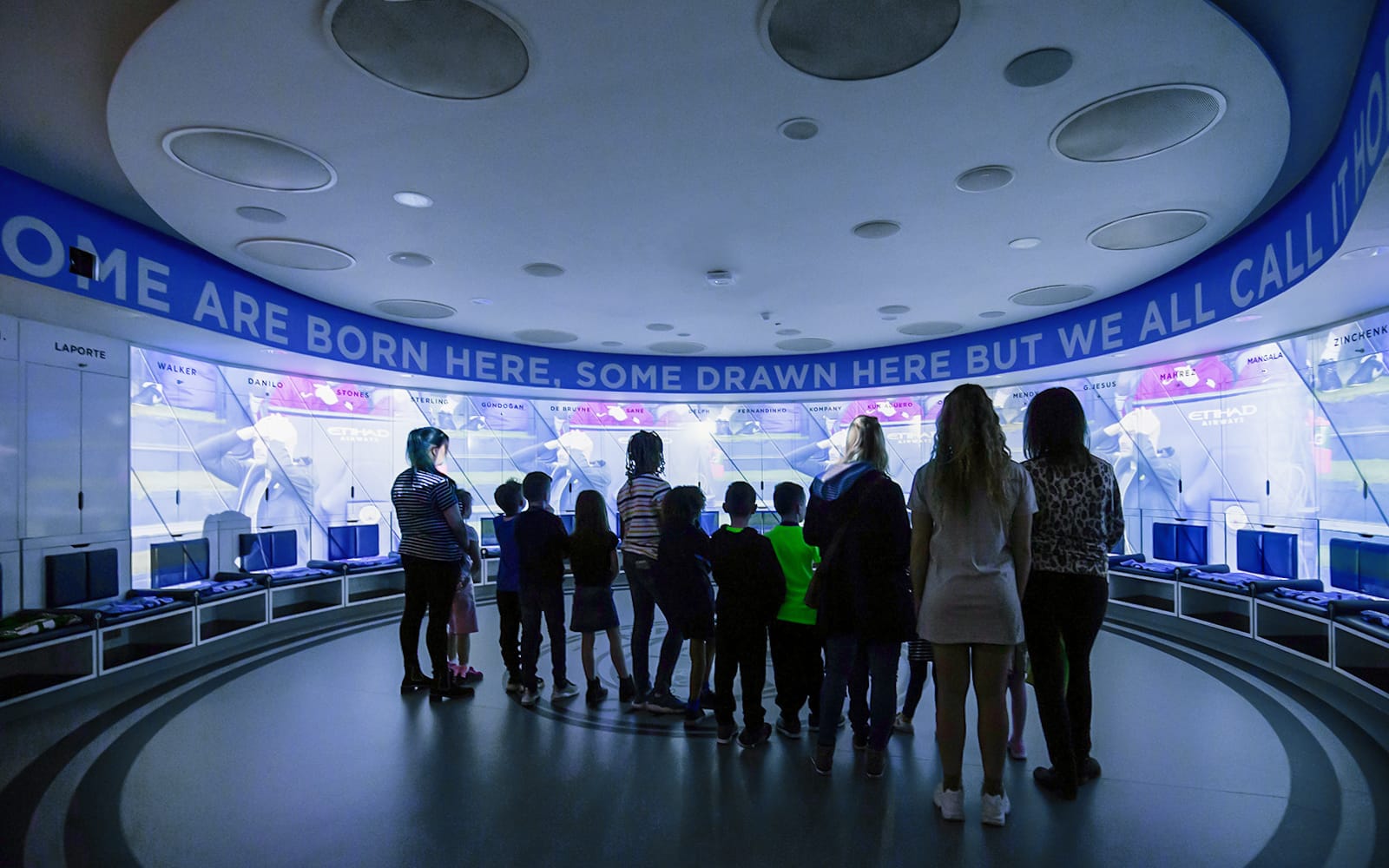 37df73768b09ae3713acbfd33ead2999-23871-manchester-guided-tour-of-manchester-city-stadium-04.jpg