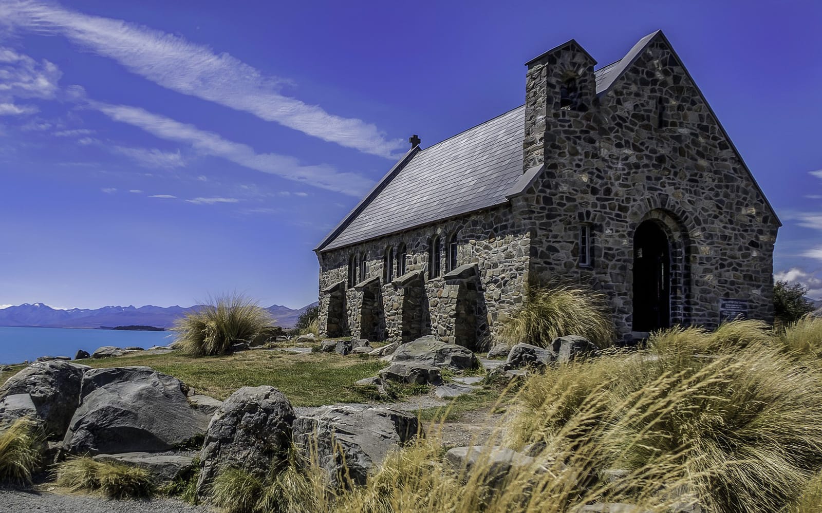 651a3110-d6b9-45d8-a6c9-9dada4a4ed84-18516-auckland-mt-cook---lake-tekapo-05.jpg