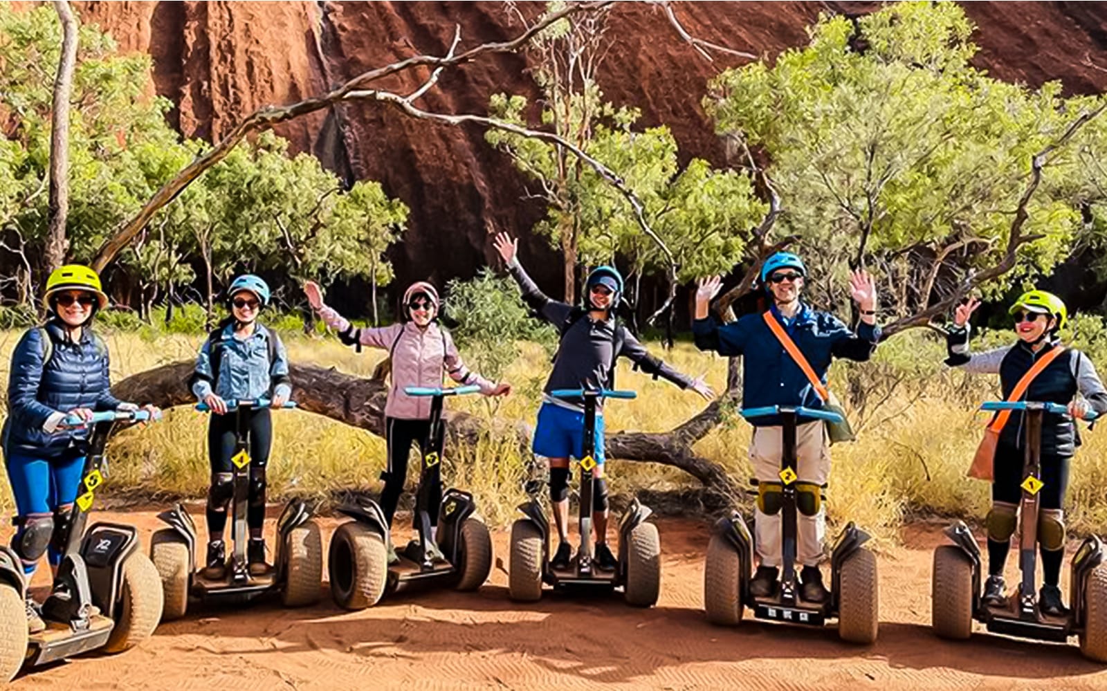 68b32b41-8c45-493d-bb2c-cbdfaeea72d4-18201-melbourne-uluru-by-segway-04.jpg