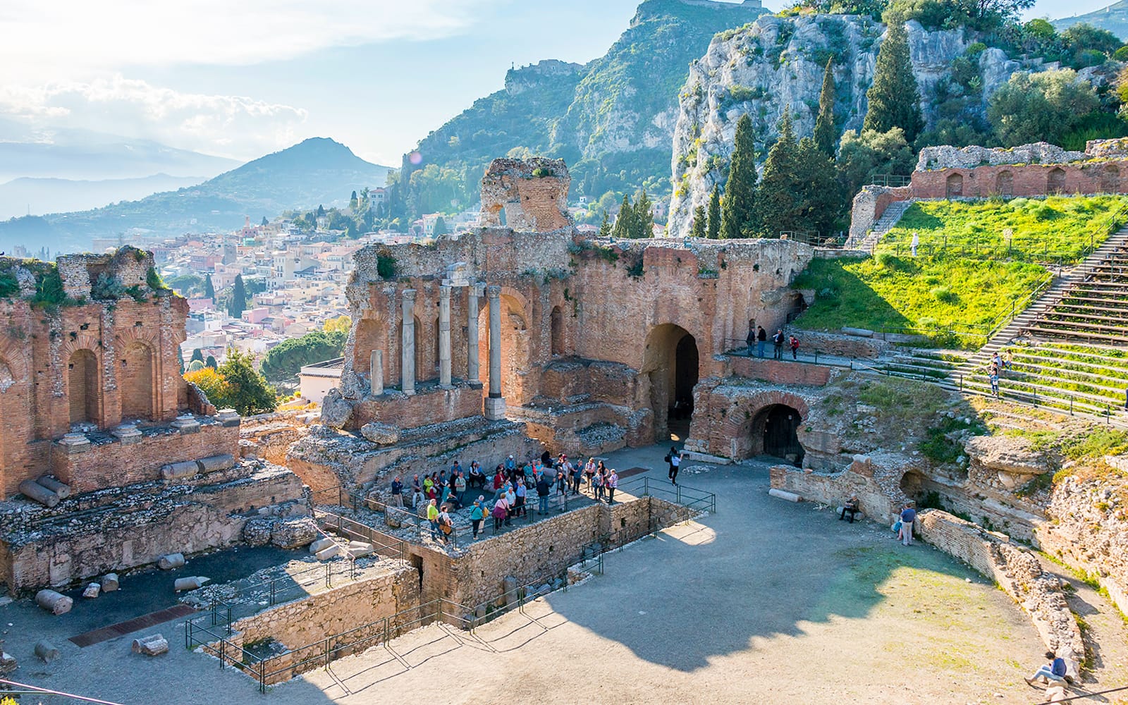 dc2c8da6cccbc17f3daa341b85bd4765-269-Guided%20Tour%20of%20Taomina%20Ancient%20Theatre__-%20003.jpg