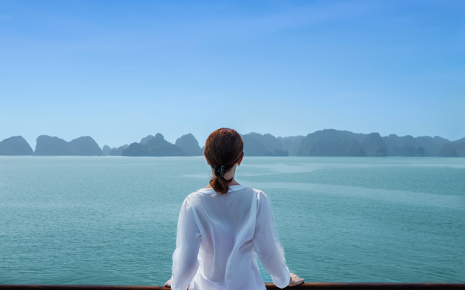 Sightseeing Cruises in Whitsundays | TickYourList