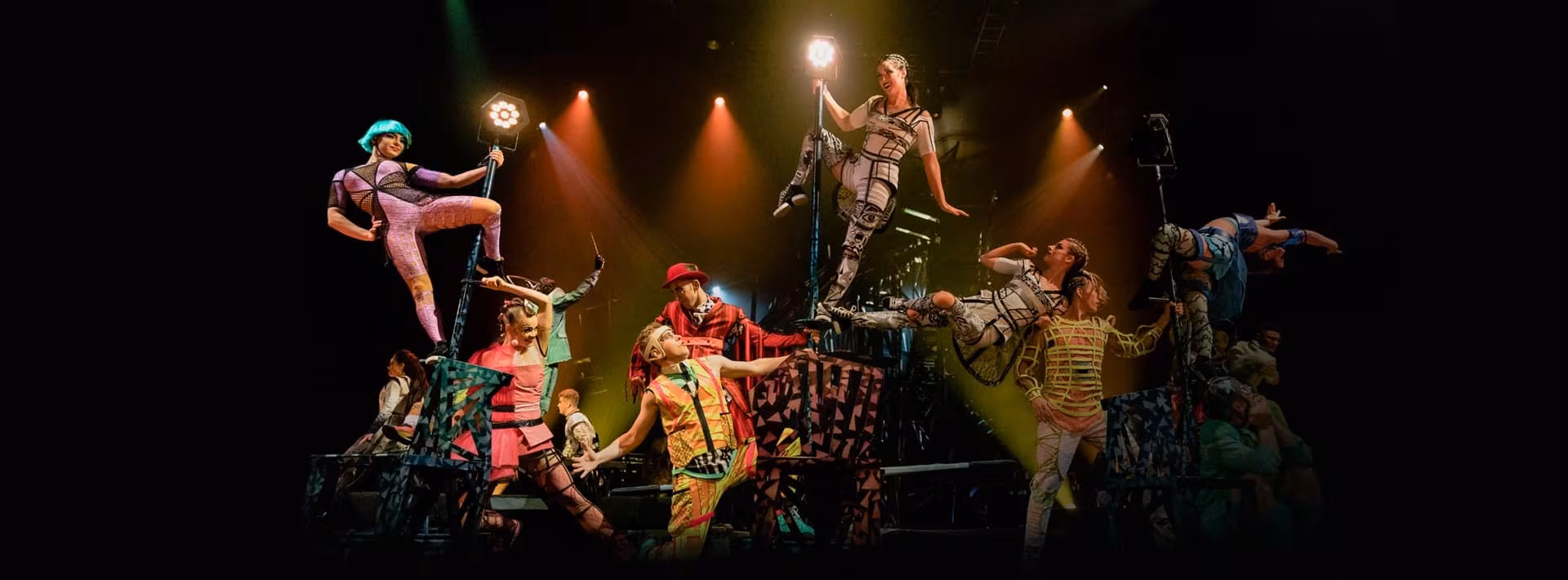 Circus Shows-bazzar_hero_hp_1920x710.avif